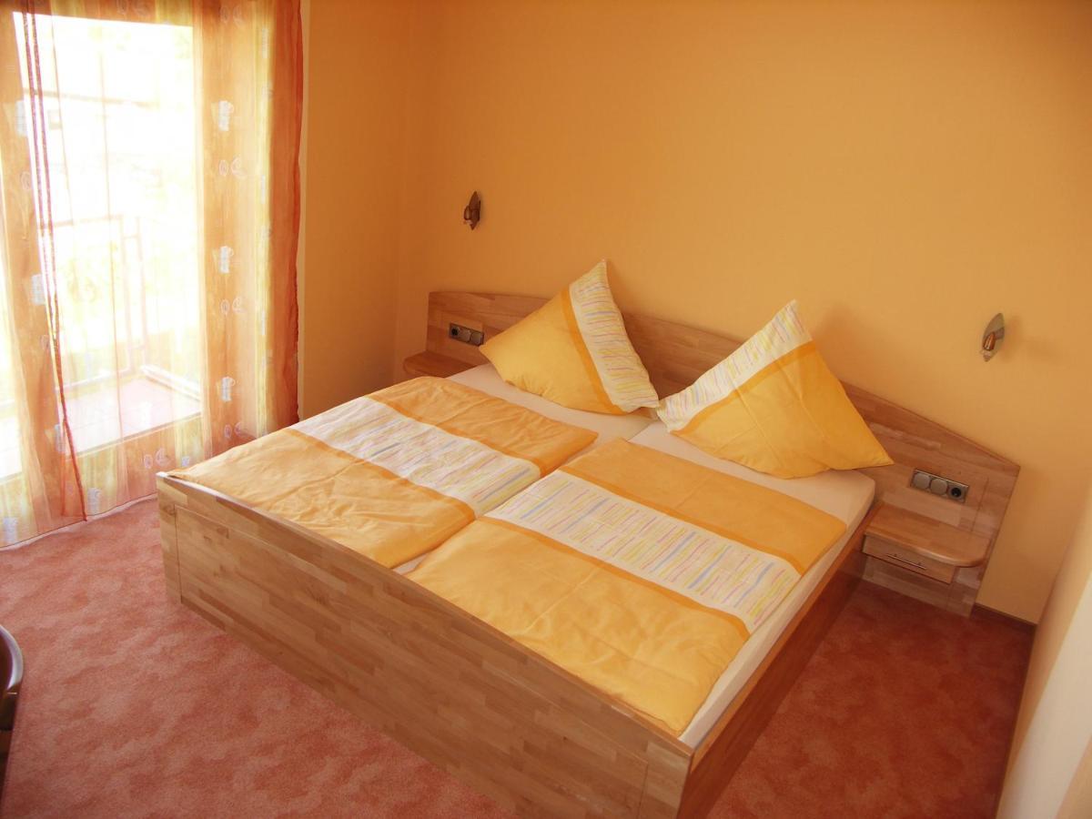 Gaestehaus Stephanie Ilbesheim Ngoại thất bức ảnh
